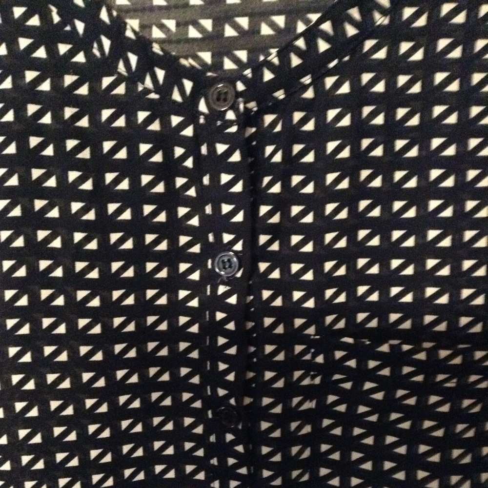 Fun2Fun Carol Blouse - Picture 4 of 5